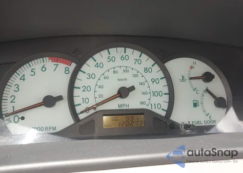 2004 Toyota Corolla Le z USA, uszkodzony, nr VIN 2T1BR32E54C288702